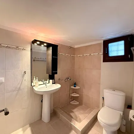 Lithos Home, Cozy 1bd With Terrace